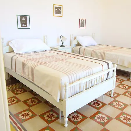 Le Vore Bed & Breakfast
